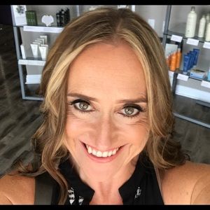 Meet your Posher, Meridith